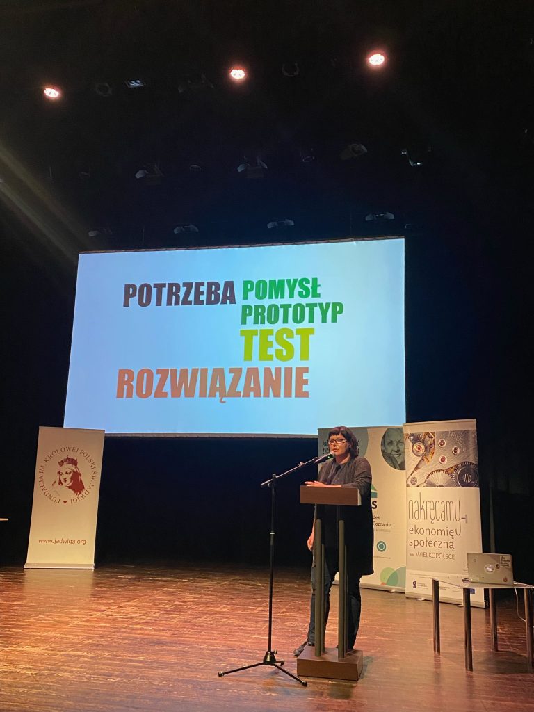Na zdjęciu Anna Janiak, prezeska Fundacji Fiona.