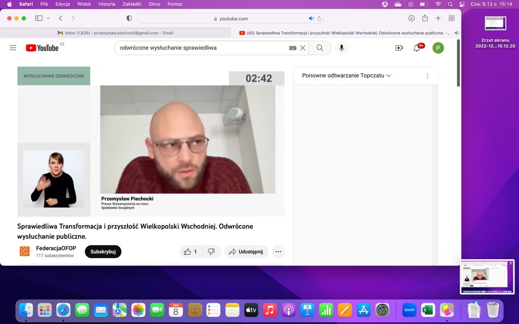 Zdjęcie: screenshot transmisji na żywo, w której przemawia Przemysław Piechocki. 