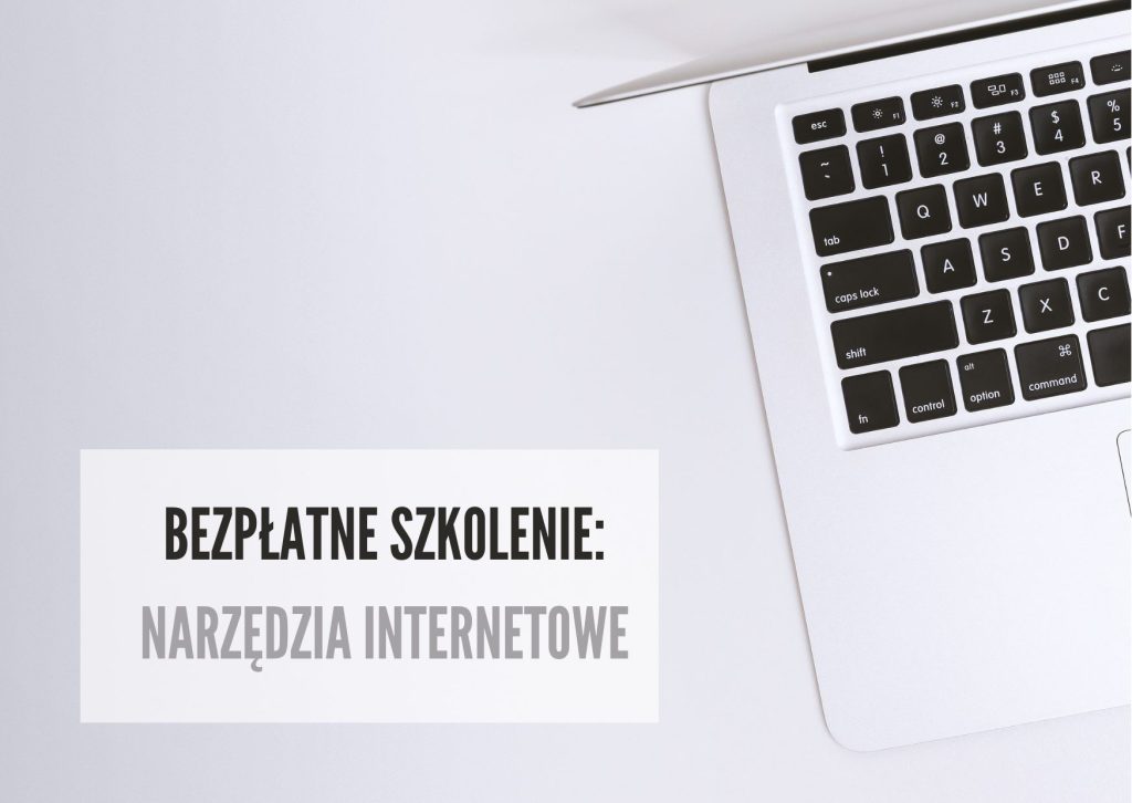 Grafika przedstawia komputer z podpisem "Bezpłatne szkolenie: narzędzia internetowe."