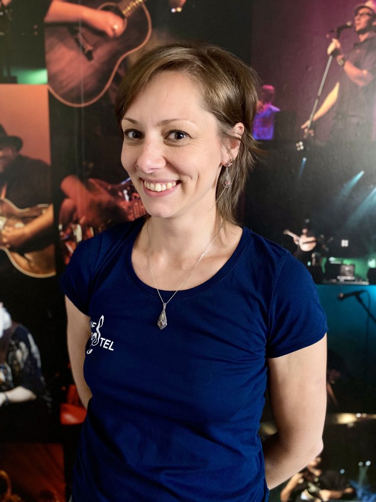 Joanna Piaseczna - prezeska Blues Hostel